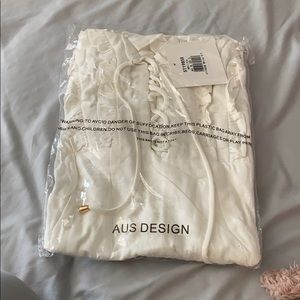 white selfie leslie come hither dress